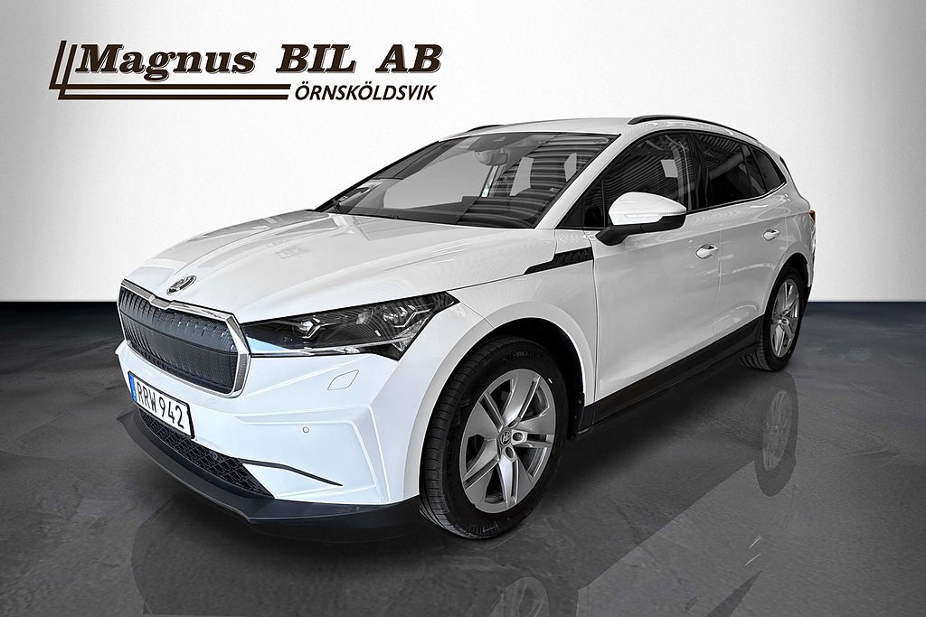 Skoda Enyaq iV 60 iv P-värmare Drag Kamera Sov hjul Moms 2023 till salu hos Magnus Bil