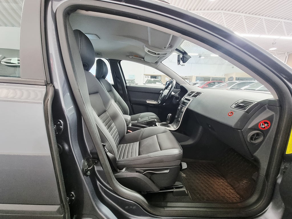 Volvo V50 1.8 Flexifuel 125ch - Chaine neuve - Disque & plaquettes neufs - Sièges chauffants