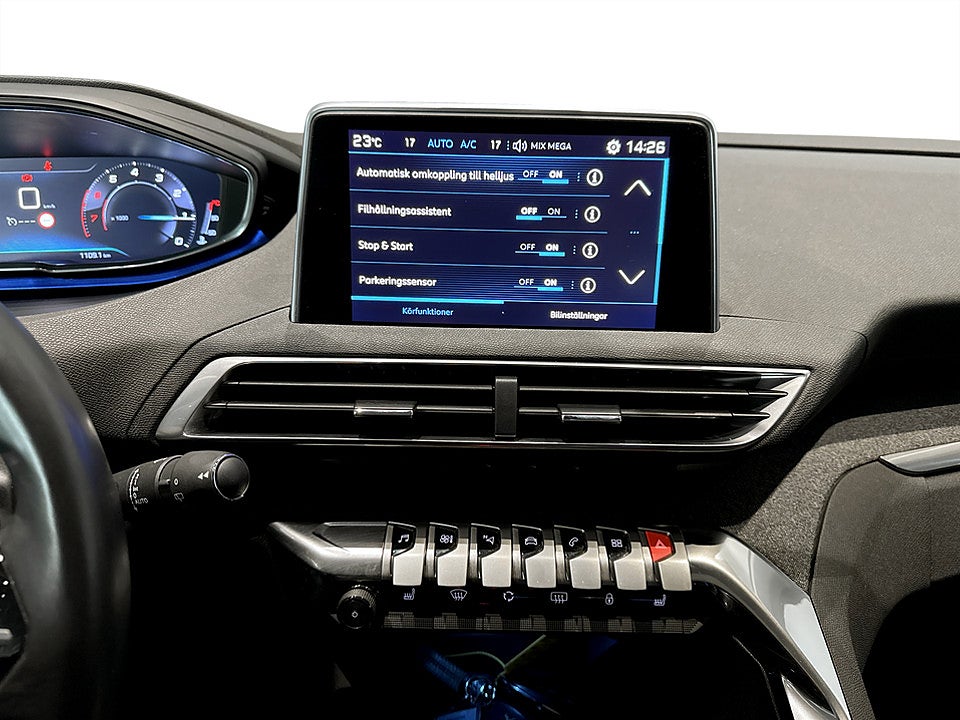 Bild på Peugeot 3008 Allure 1.2 PT 130hk KAMPANJRÄNTA 3,99%