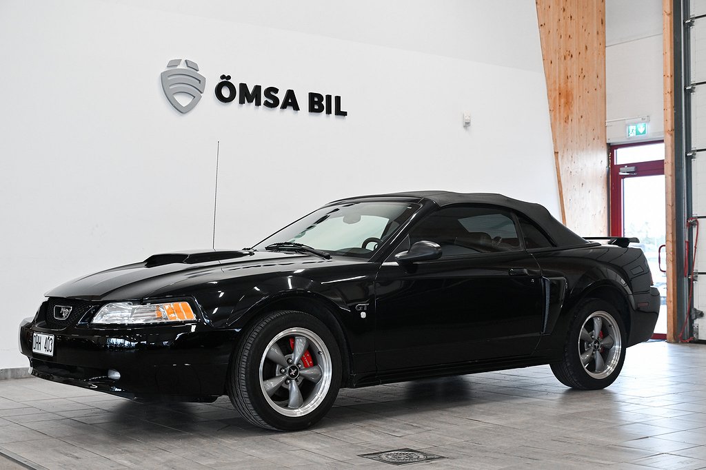 Ford Mustang GT Convertible GT V8 264hk