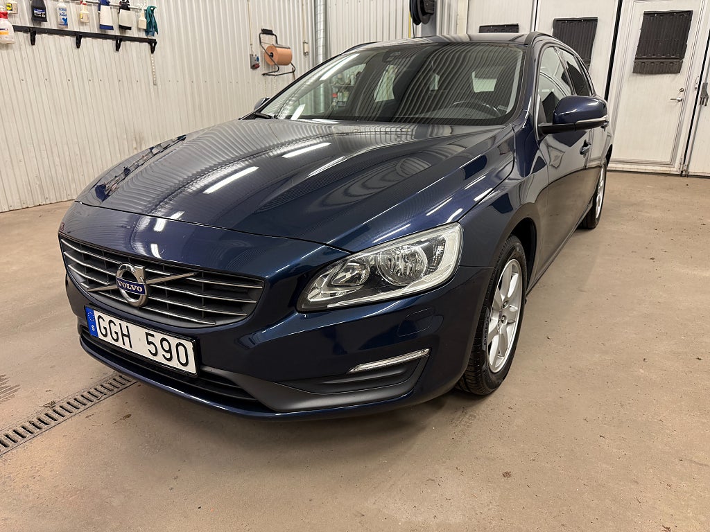 Volvo V60 D2 Automat Dragkrok 14600mil