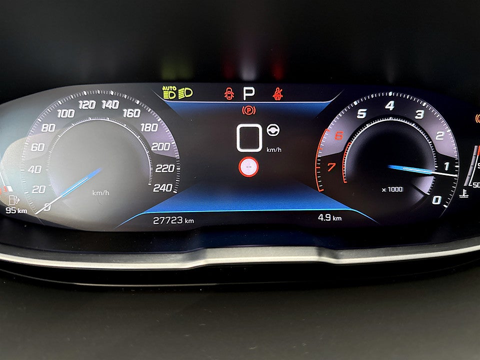 Bild på Peugeot 5008 GT Black Pack 1.2 PT 130hk Aut 7-SITS B-KAMERA