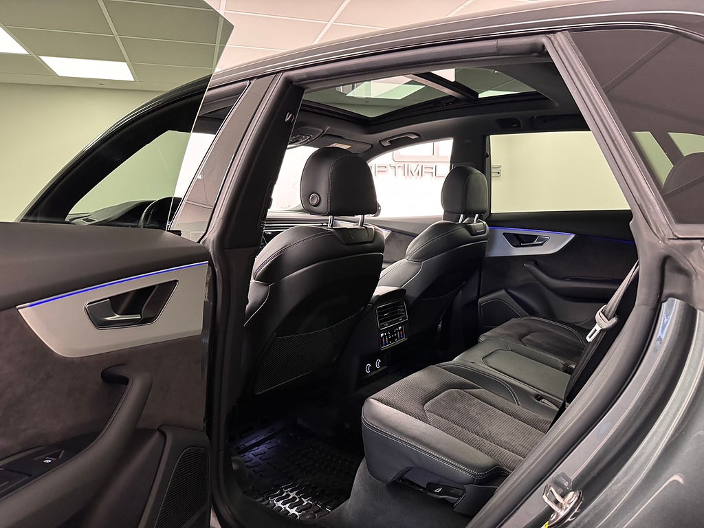 Audi Q8 2019 - miniatyr 16