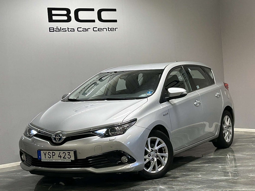 Toyota Auris Hybrid Active 136hk Backkamera PDC MOMS