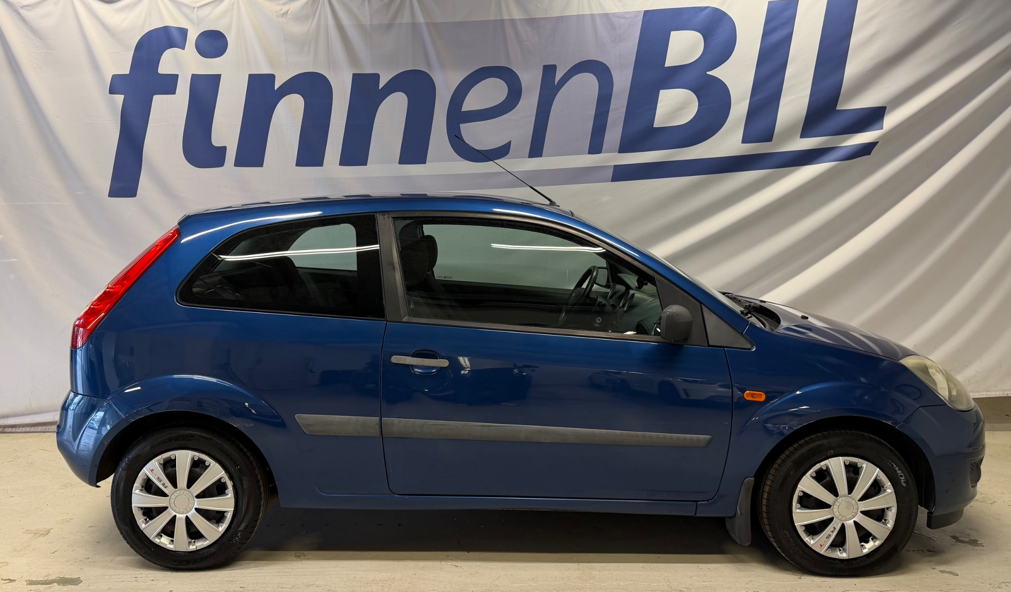 Ford Fiesta 3-dörrar 2007, bild 3/10