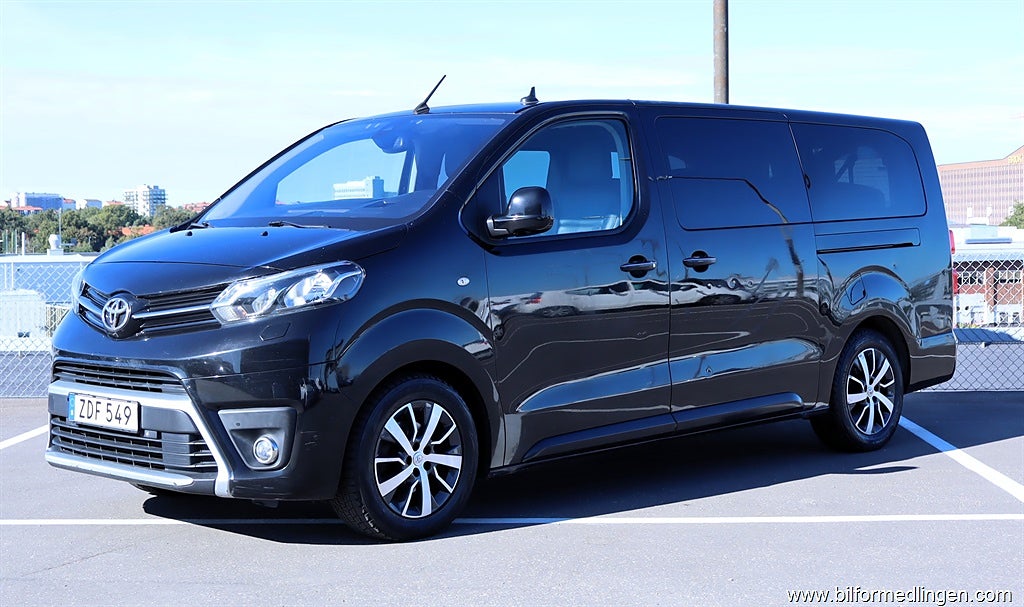 Toyota Proace Verso Verso 2.0 D-4D Värmare 8-sits Läder Automat