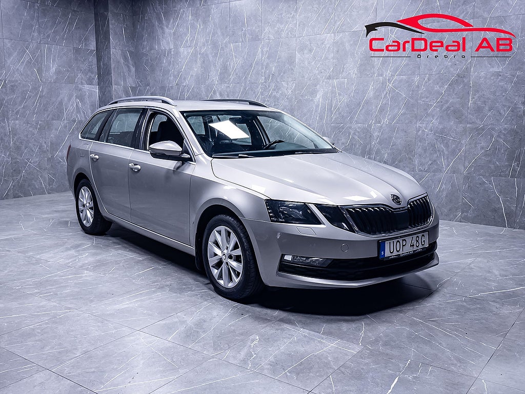 Skoda Octavia 1.0 TSI Kombi 115hk M-Värmare CarPlay Drag Elbaklucka