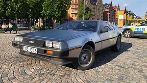 Den här De Lorean DMC 12 importerades till Sverige 1989 och har sedan dess haft fem ägare. Foto: Bilweb Auctions