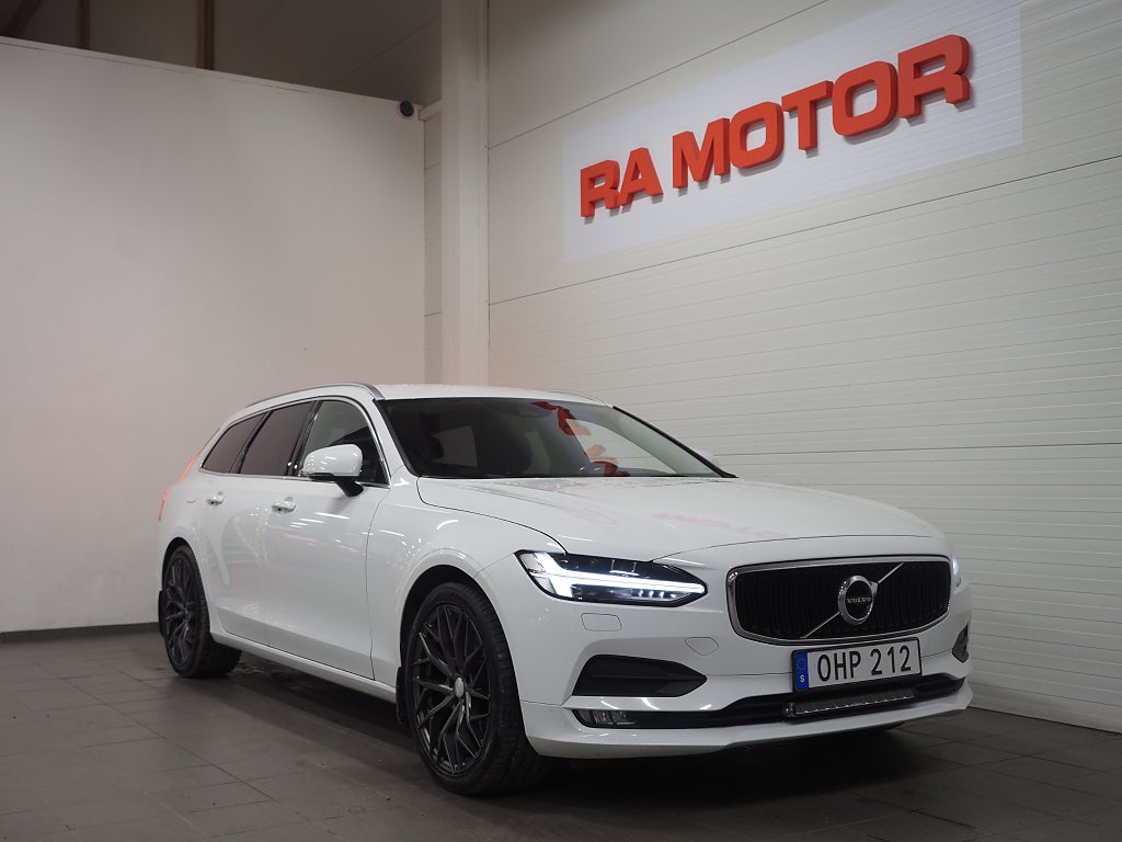 Volvo V90 T5 254hk Geartronic Momentum |Drag|Navi|Kamera| 2017