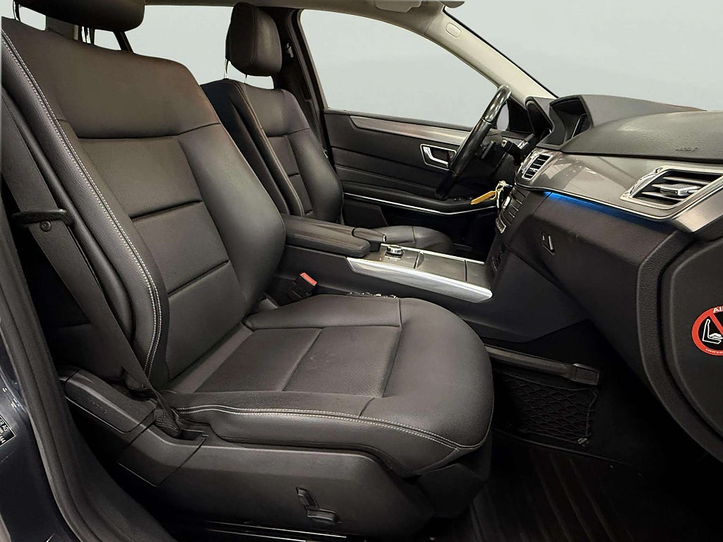 Mercedes-Benz E 220 T BlueTEC 4MATIC 7G-Tronic Avantgarde  - miniatyr 13