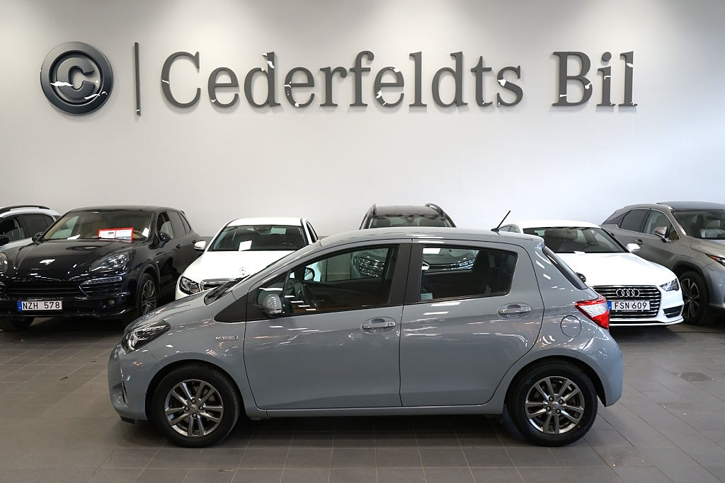 Toyota Yaris 1,5 Hybrid e-CVT Active B-kamera MoK-värm V-hjul 3,45%