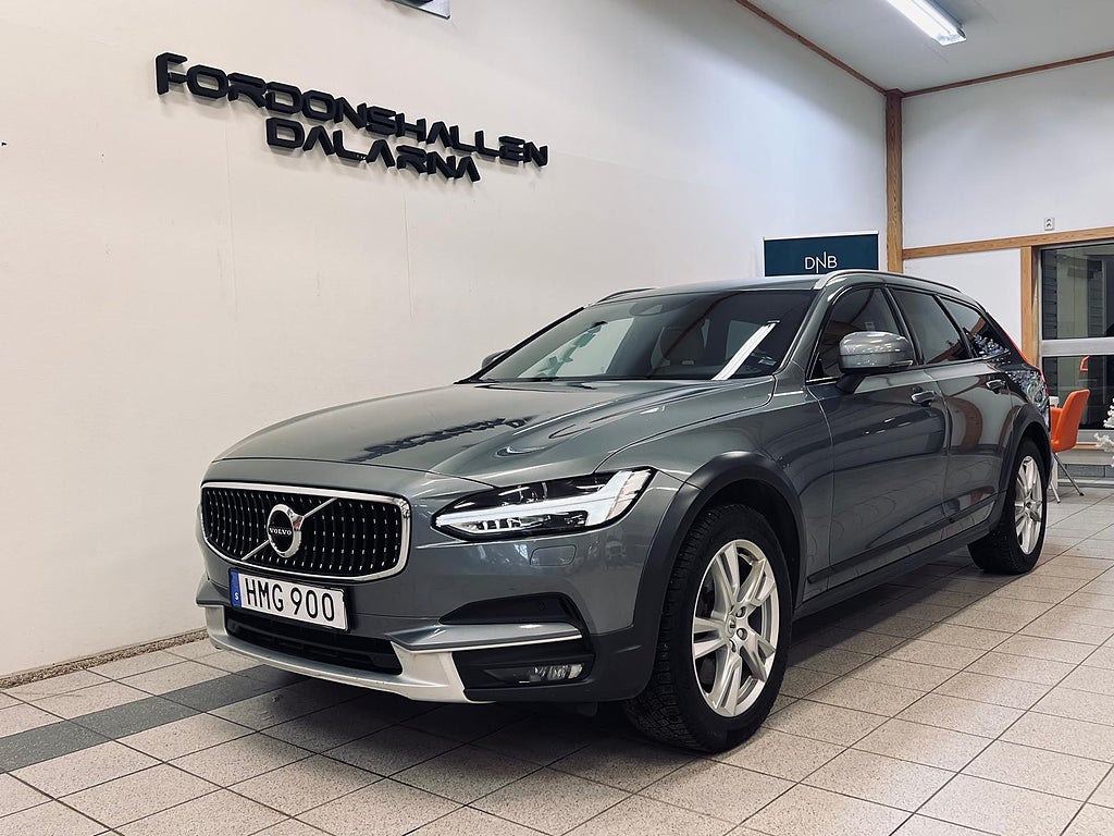 Volvo V90 Cross Country D4 AWD Geartronic Momentum, Plus -KAMREM BYTT /Dragkrok /Kamera 