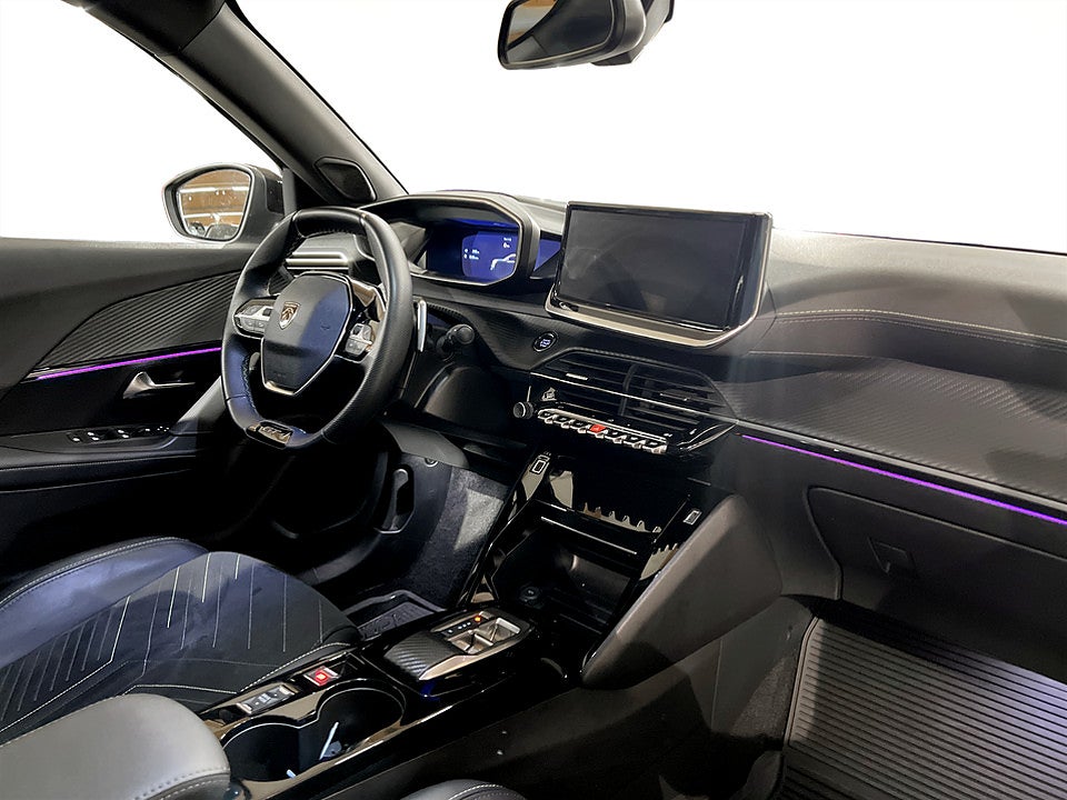 Bild på Peugeot 2008 GT 1.2 PT 130hk Aut B-KAMERA CARPLAY
