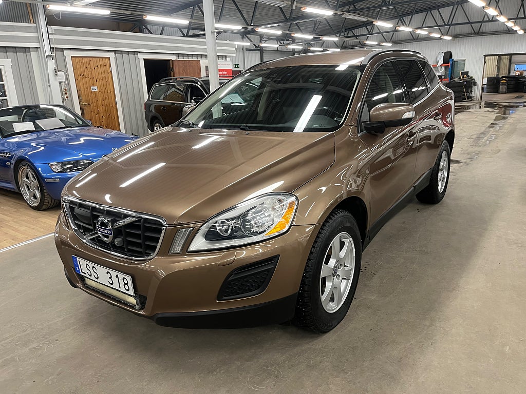 Volvo XC60 D3 AWD Momentum 163HK