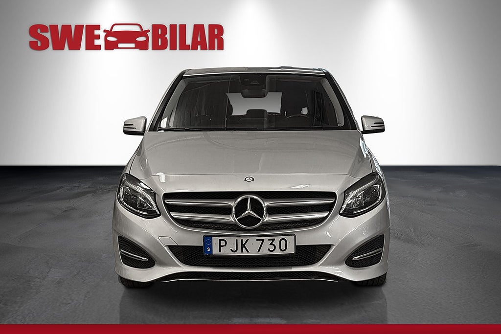 Mercedes-Benz B200 2018 - miniatyr 2