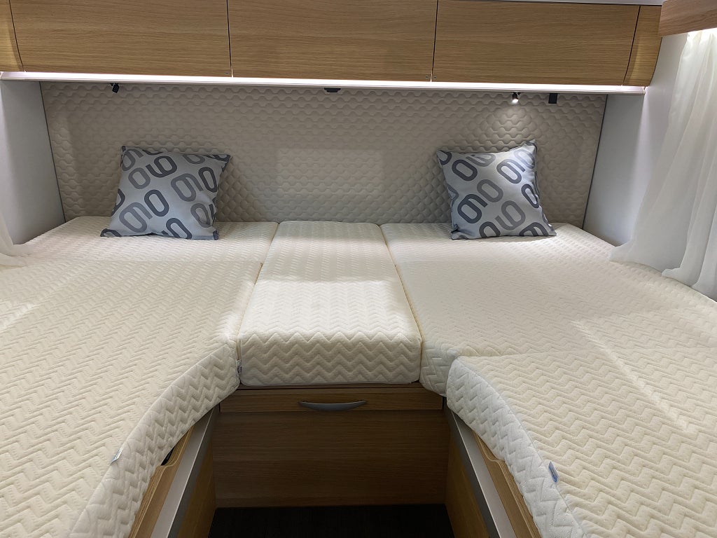 Adria Matrix 670 SL 60 Y / Vårmässa 20–22 mars – Påfyllt lager! - Adria