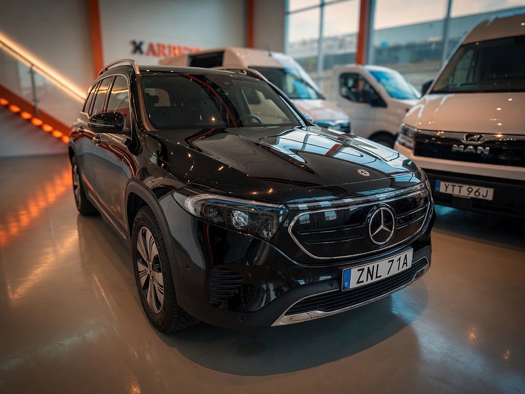 Mercedes-Benz EQB 250+ 190Hk / Kamera / Styrassistans 6/ 7 SITS 