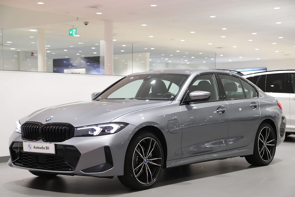 BMW 330e xDrive Sedan