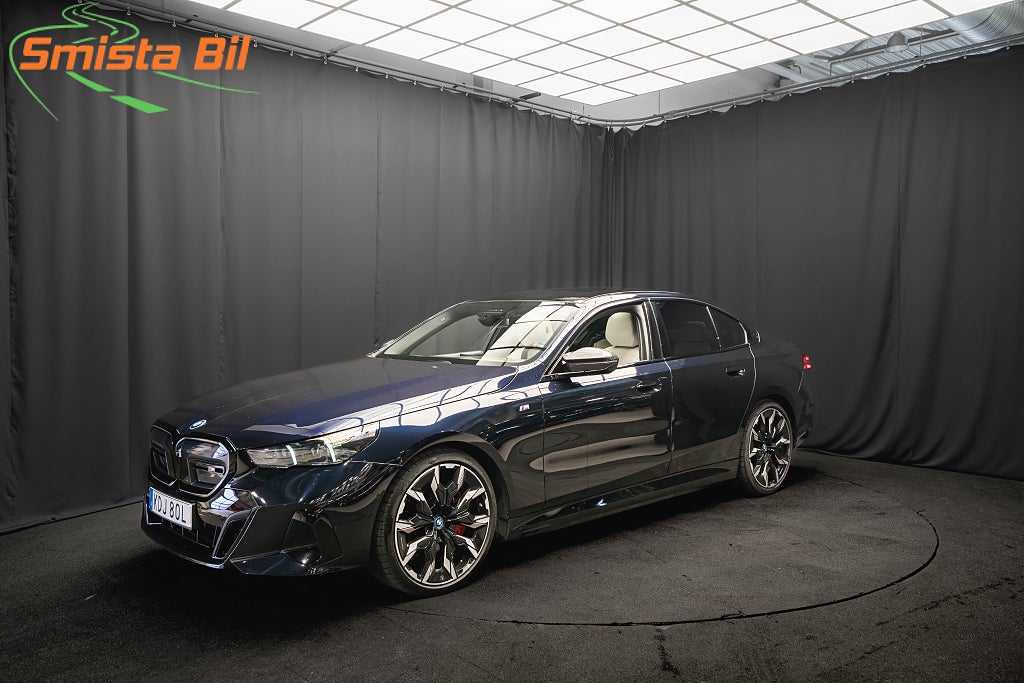 BMW i5 M60 xDrive PRO B&W PANO 21'' CARBON DRAG 360° HUD MOMS