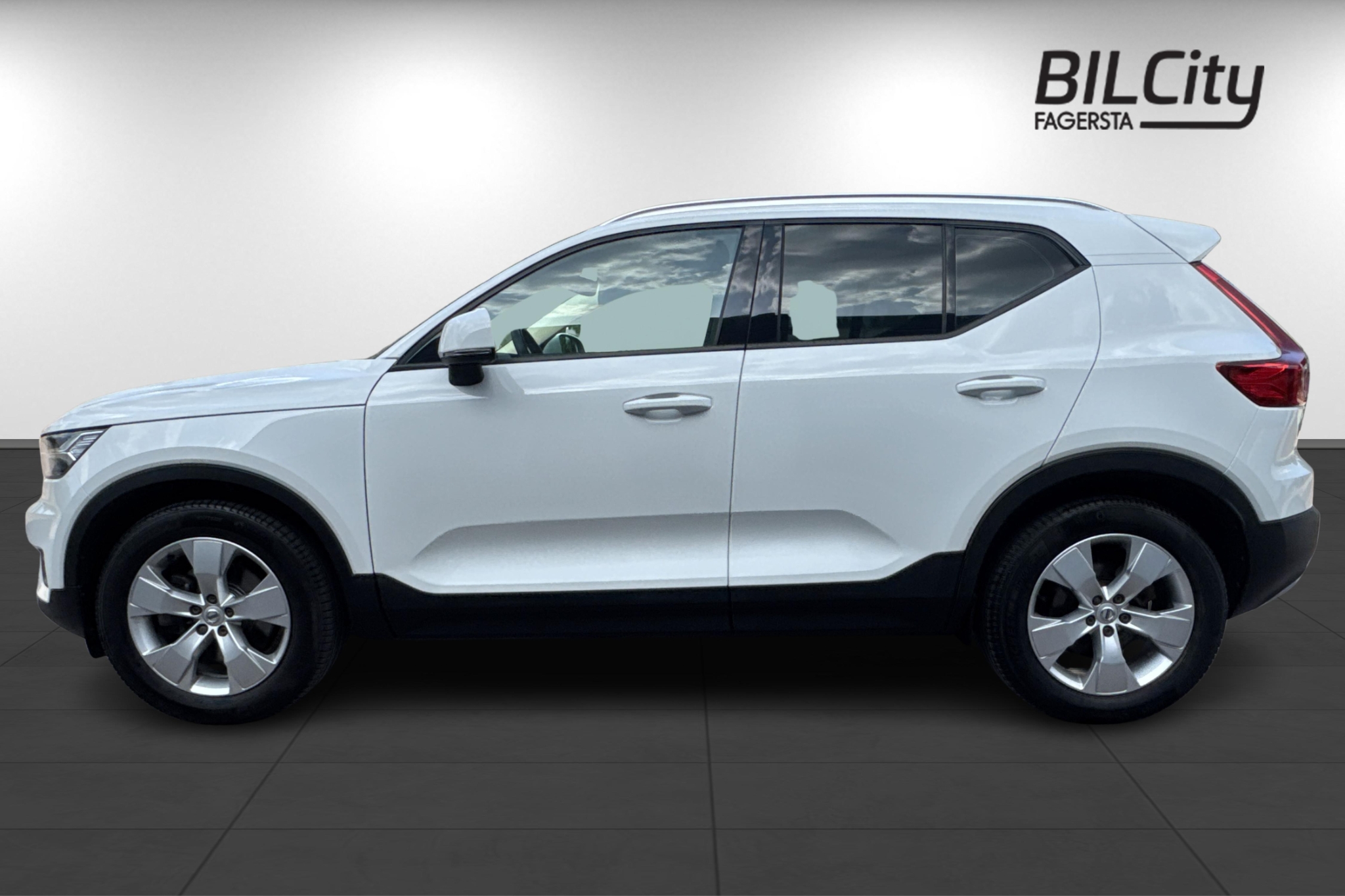 Volvo XC40 D3 AWD Momentum Edition 2019, bild 4/10
