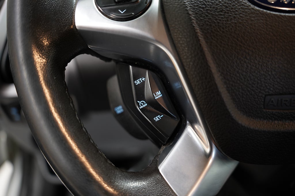 Ford Transit Custom L2 340 2.0 TDCi 170hk D-värmare Drag P-sens Carpl