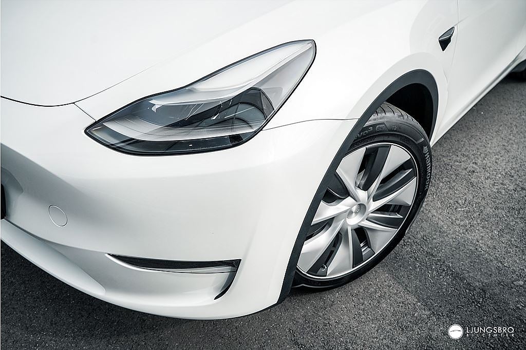 Tesla Model Y Long Range AWD 514hk / Drag / Full Autopilot
