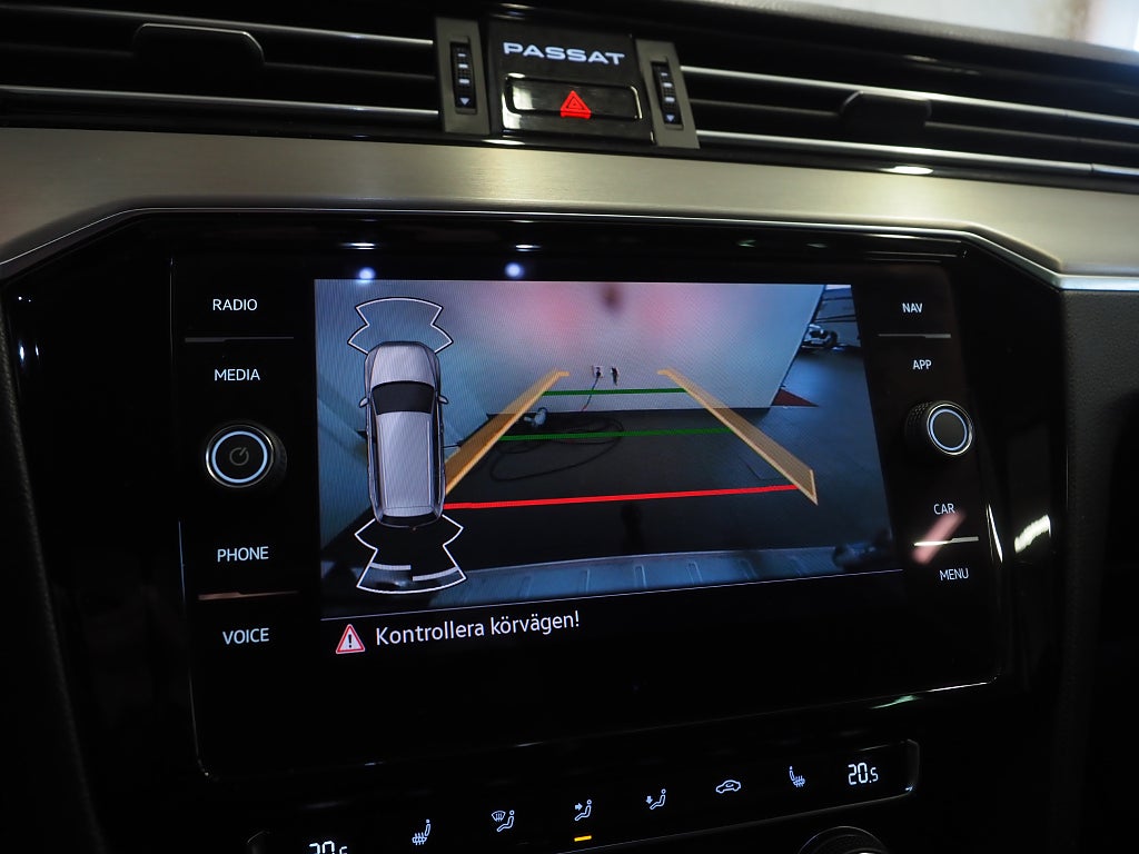 Volkswagen Passat Alltrack 2.0 TDI 4Motion Executive D-Värm Skinn Drag Navi IQ