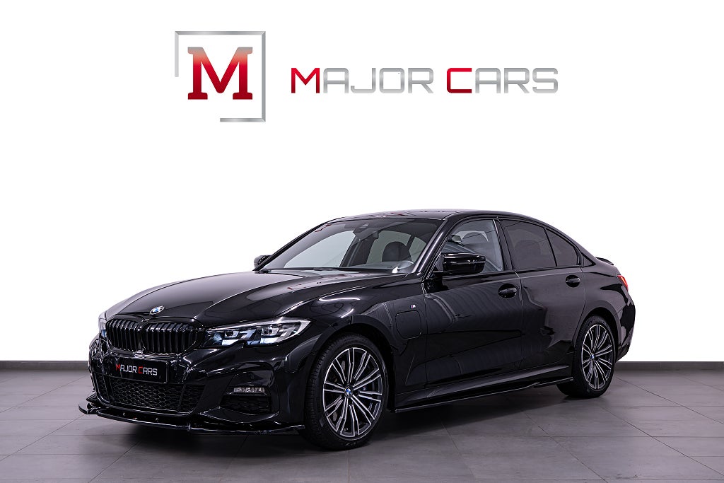 BMW 330e Sedan M Sport Maxton Ambient HiFi Kamera Carplay 292hk