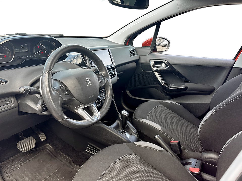 Bild på Peugeot 208 Active 1.2 PT 82hk Aut KAMPANJRÄNTA 3,99%