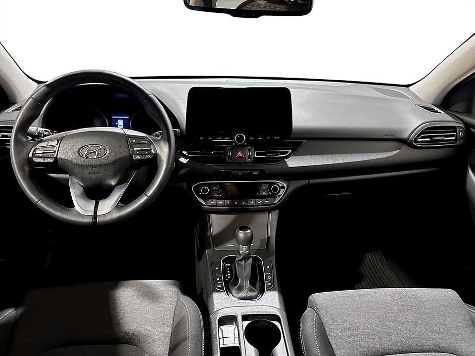 Bild på Hyundai i30 Kombi Essential 1.0 T-GDI 120hk Aut - B-KAMERA, EN ÄGARE