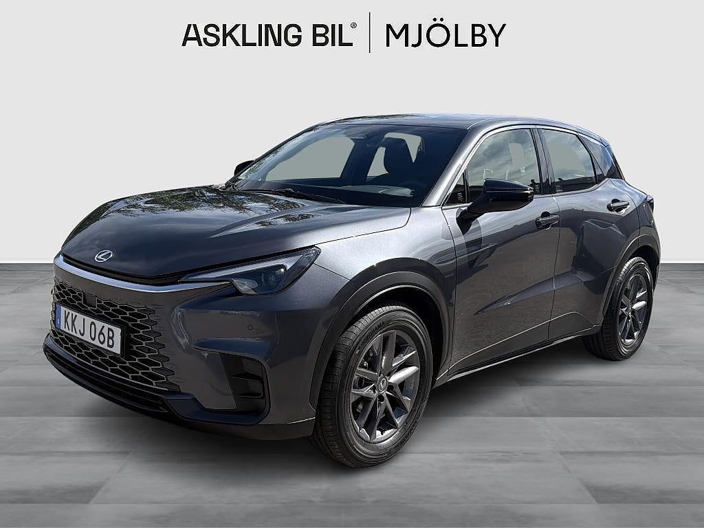 Lexus LBX 1.5 Vinterhjul Moms