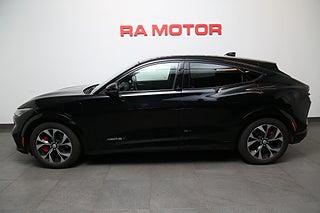 SUV Ford Mustang Mach-E 6 av 22