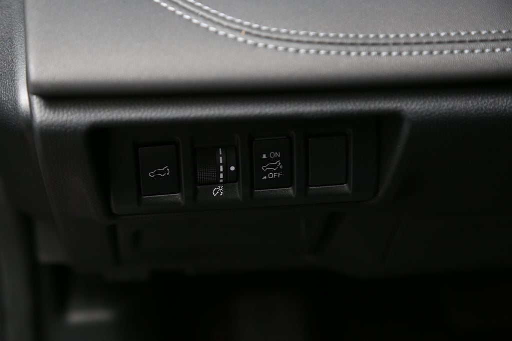 Subaru Outback 2.5 4WD XFuel Limited 169hk | Moms | Endast 10mil 2025