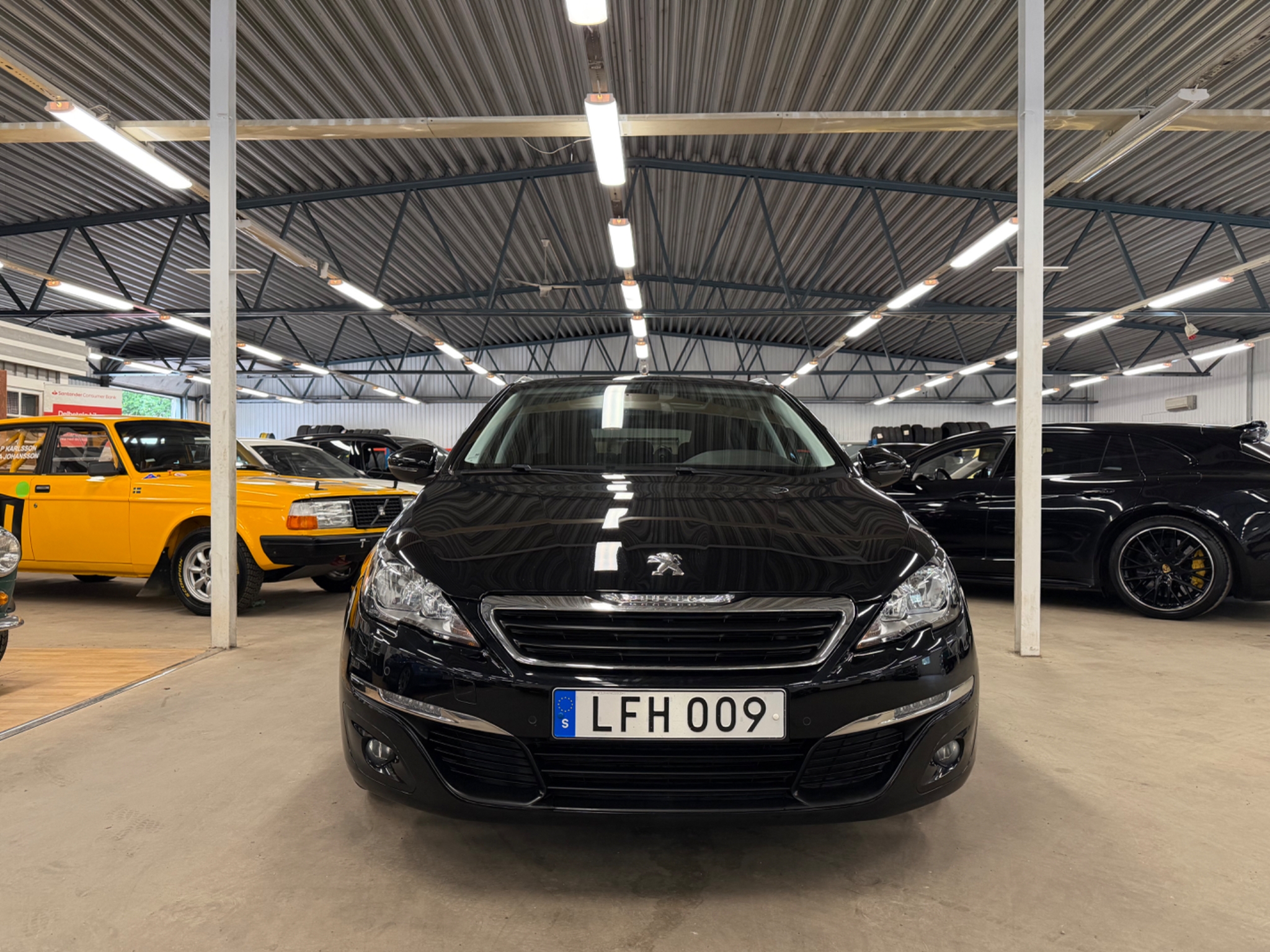 Peugeot 308 2016, bild 2/44