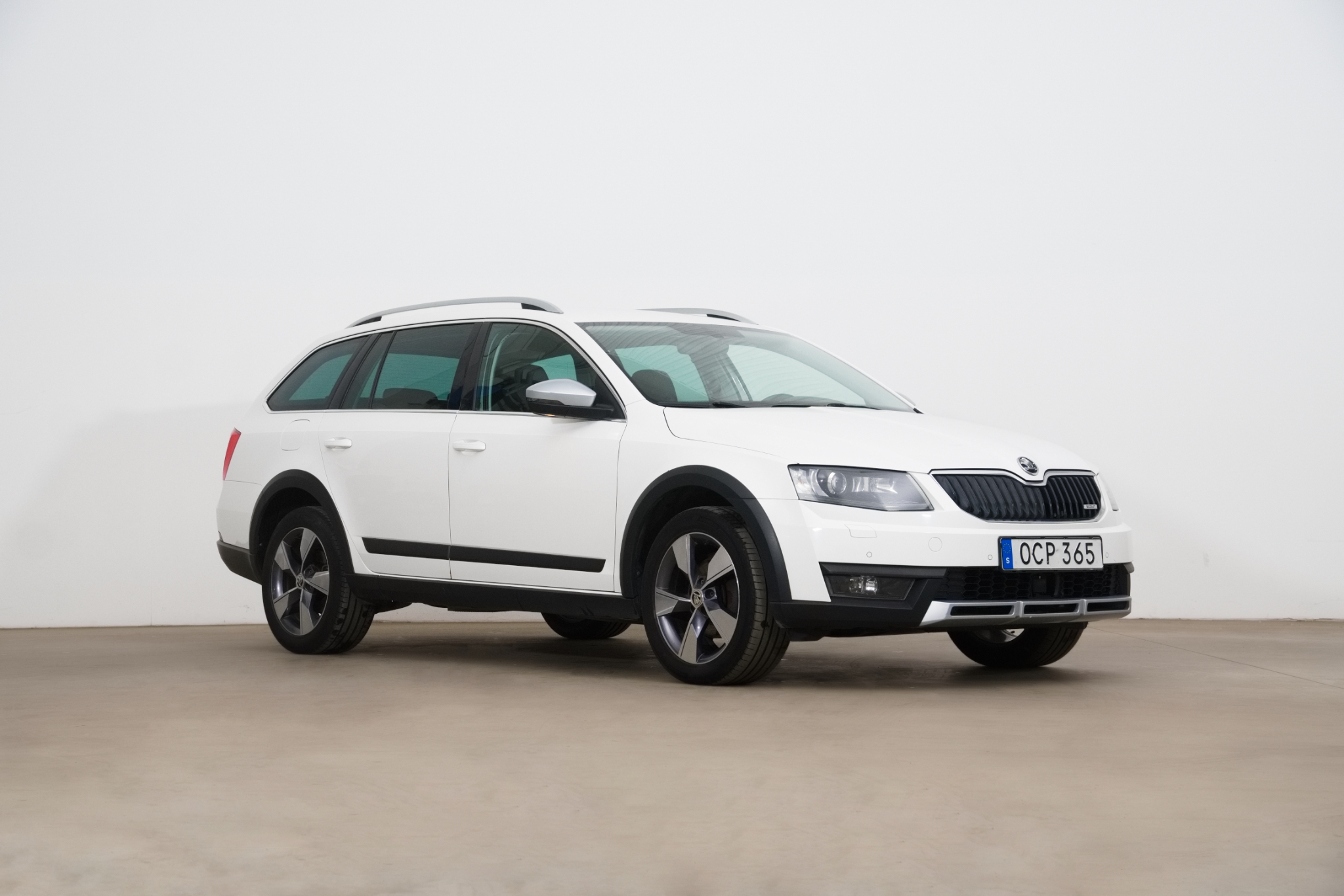 Skoda Octavia 2017, bild 2/52