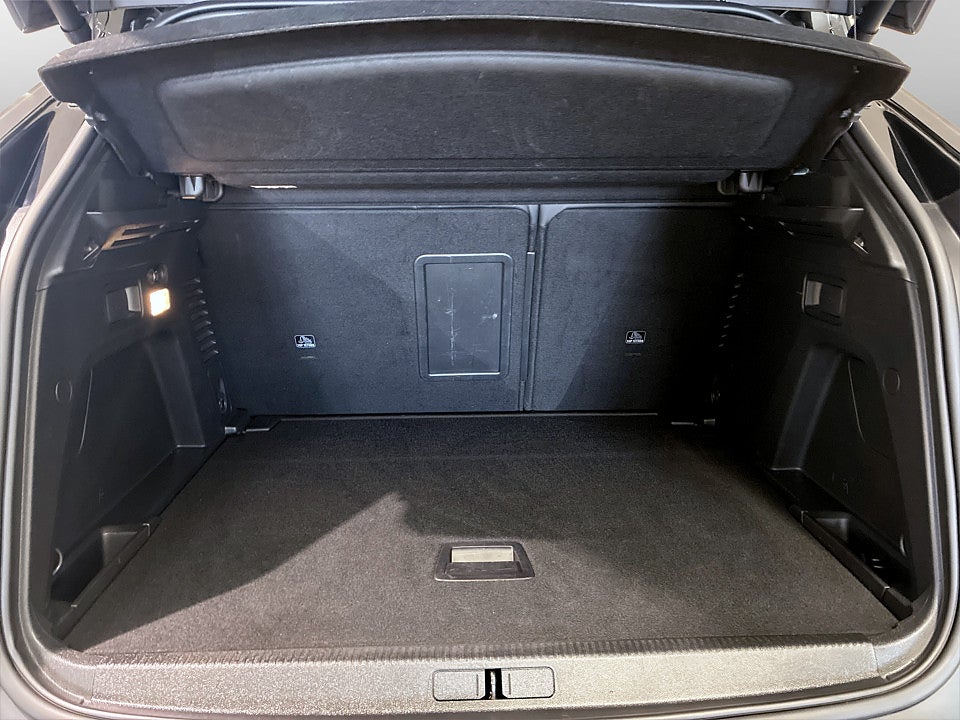 Bild på Peugeot 3008 GT Black Pack 1.2 PT 130hk Aut B-KAMERA CARPLAY