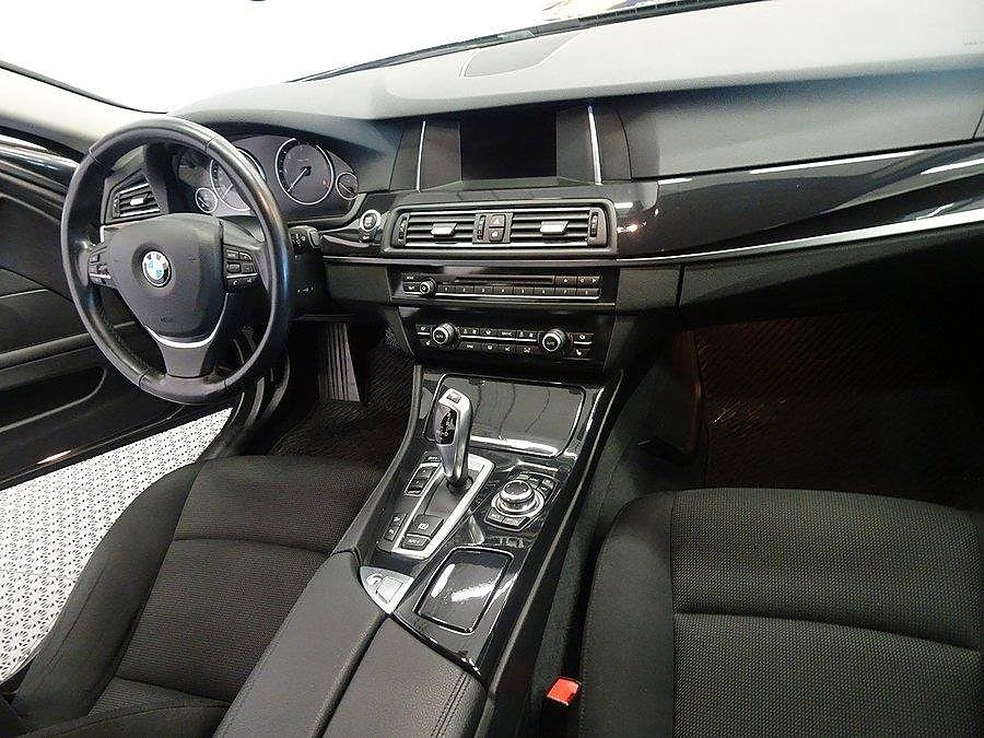 BMW 520d 2014 - miniatyr 10