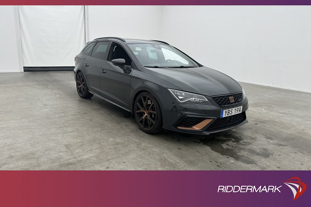 Seat Leon Cupra ST R Limited Edition Cockpit BEATS Brembo