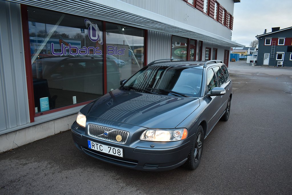 Volvo V70 2.4 (170hk) Kinetic / Skinn / Drag