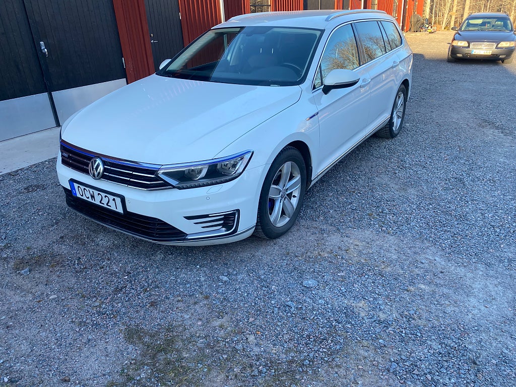 Volkswagen Passat Variant GTE 1.4 TSI ACT GTE Euro 6 Ny kamrem