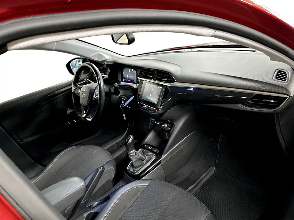 Bild på Opel Corsa Elegance 1.2 75hk B-KAMERA CARPLAY