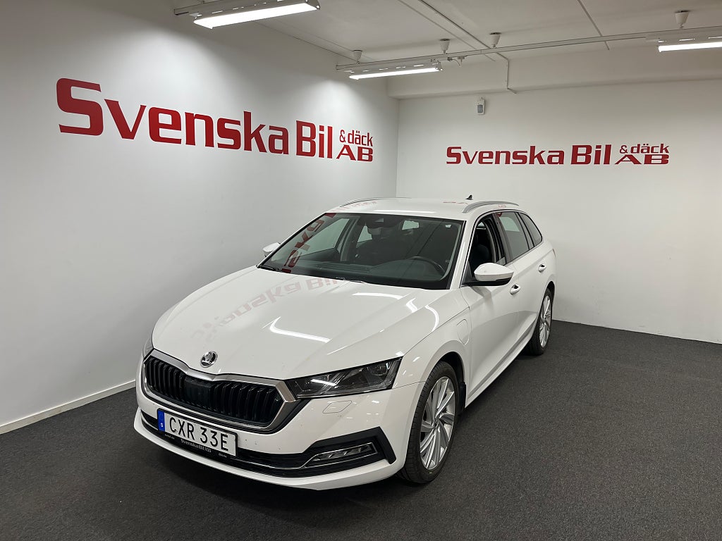 Skoda Octavia LADDHYBRID iV Style Rattvärme 2,99% ränta 