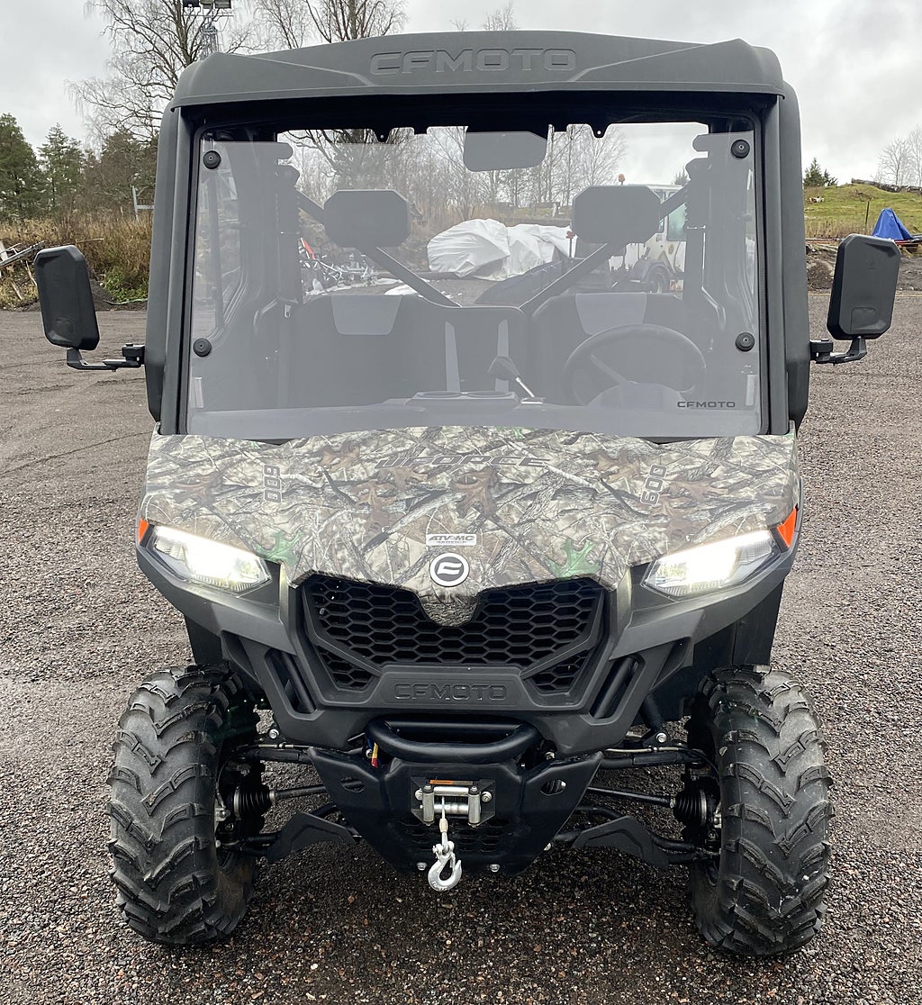 CFMOTO UFORCE  600 inkl hytt & plogpaket 