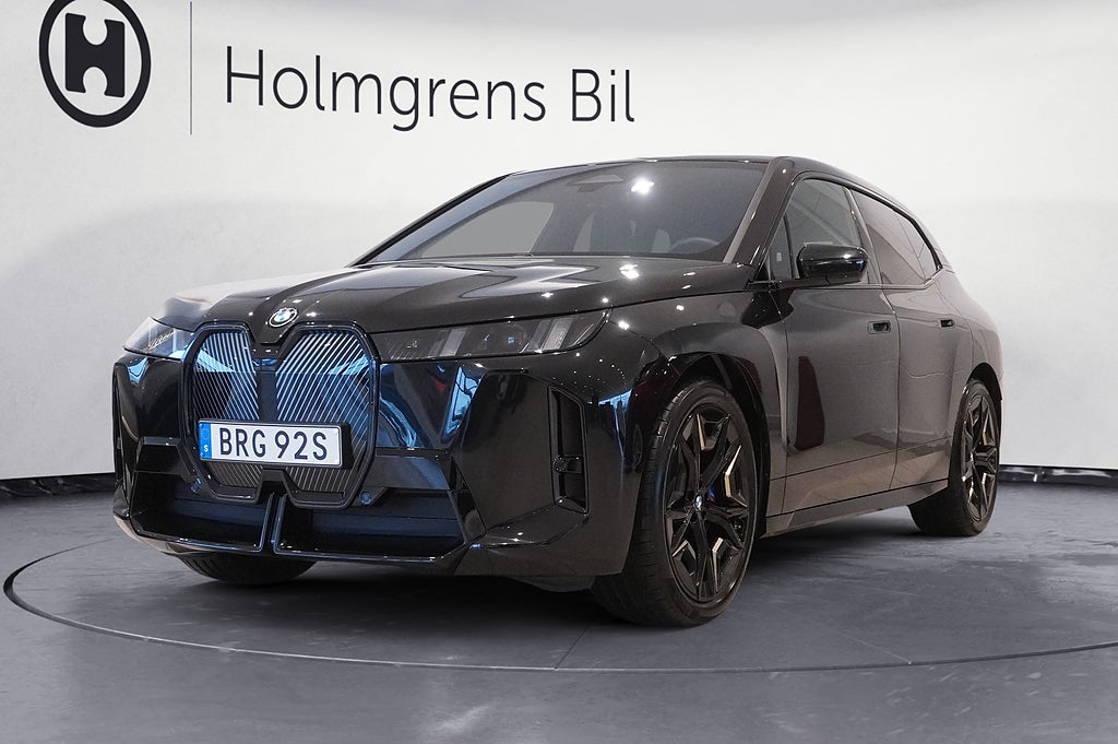 BMW iX xDrive60 4,95% ränta M Sport Edt H K Fartpilot 22” Drag