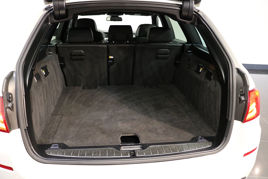 BMW 535d 2012 - miniatyr 24