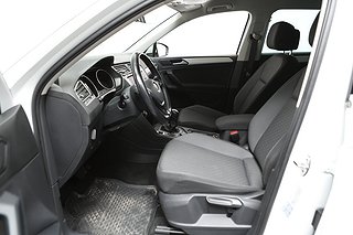 SUV Volkswagen Tiguan 10 av 26