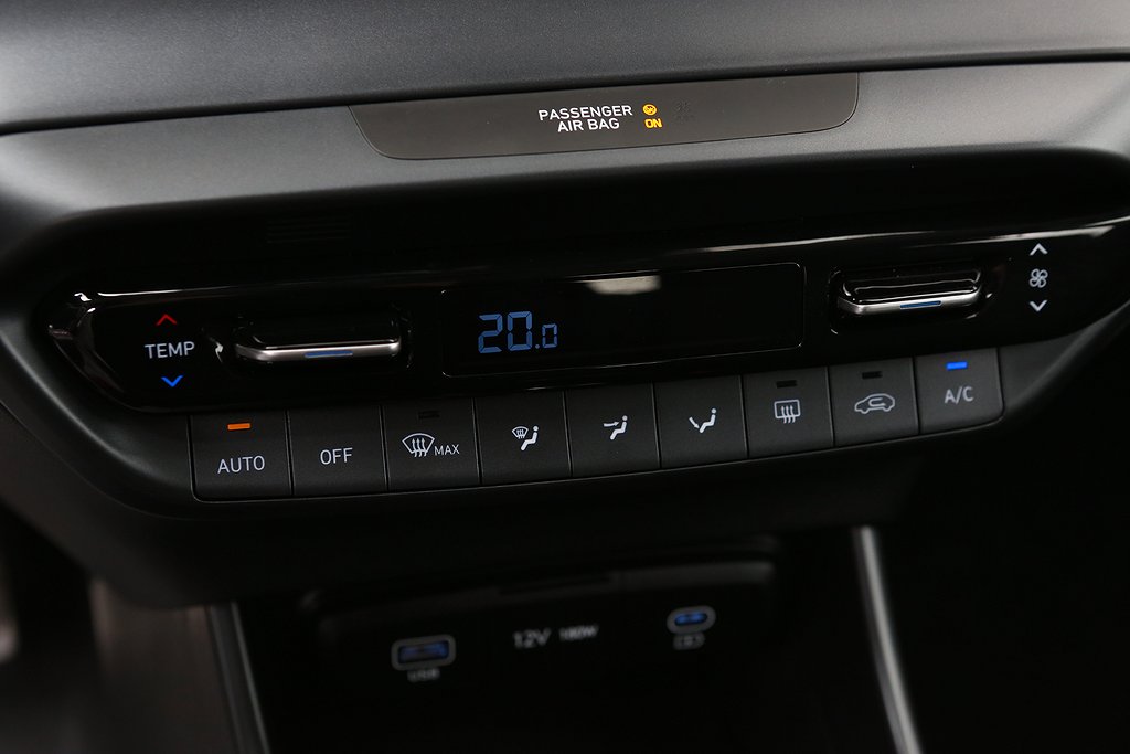 Hyundai Bayon Essential 1.2 MPi | Manuell | Moms 2025