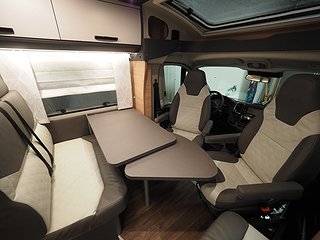 Husbil-halvintegrerad Knaus L!VE TI PLATINUM SELECTION 650 MEG 8 av 18