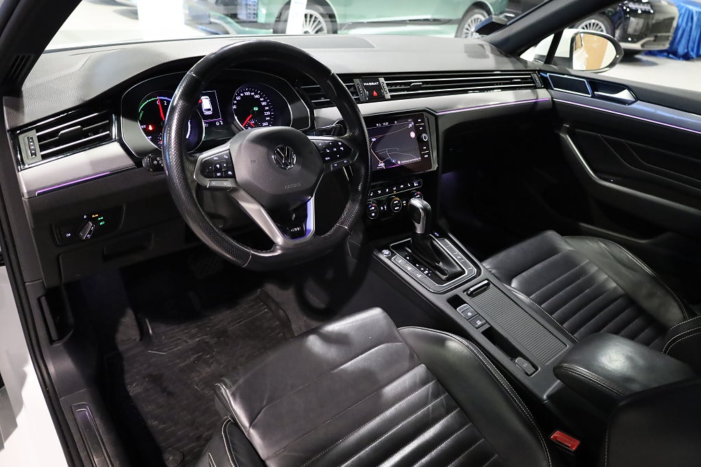 Volkswagen Passat GTE 1,4 TSI 218hk Skinn Kamera Värmare Navi Drag 2020