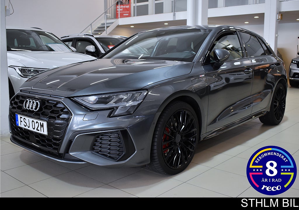 Audi A3 SB 45 TFSI e Aut S line B-kamera Carplay Cockpit Moms